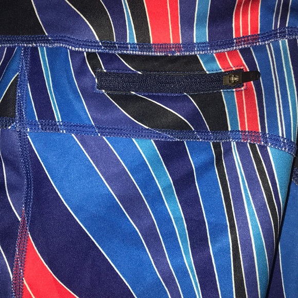 Speedo capris all over print XS - Picture 5 of 7